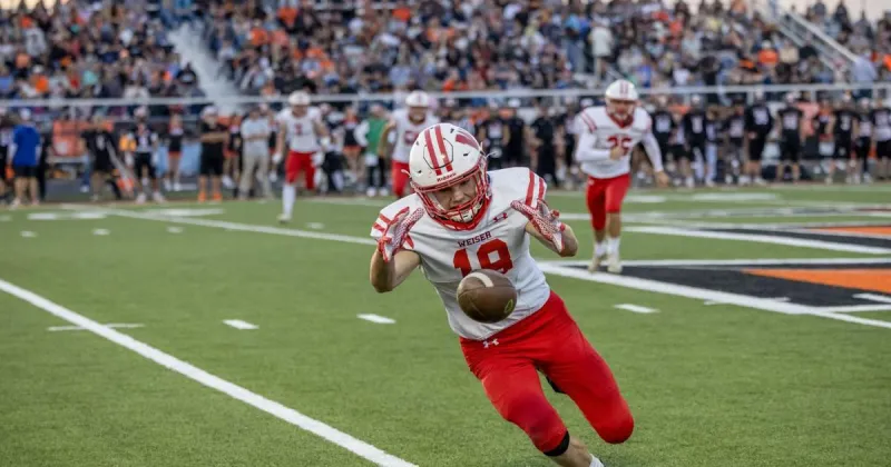 Weiser holds off Fruitland for 29-27 road win