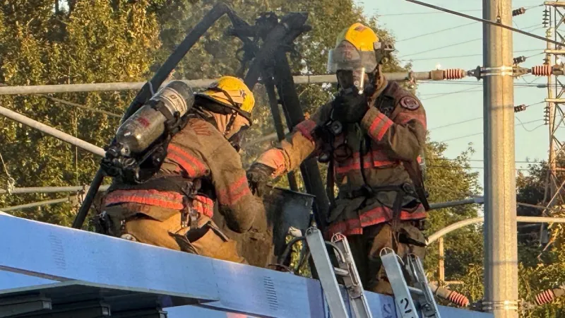 Firefighters respond to fire on MAX train in SE Portland