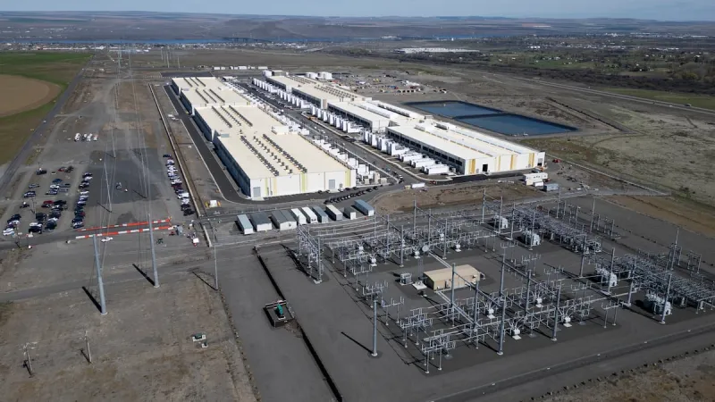 Gov. Kotek expands Oregon data center moratorium
