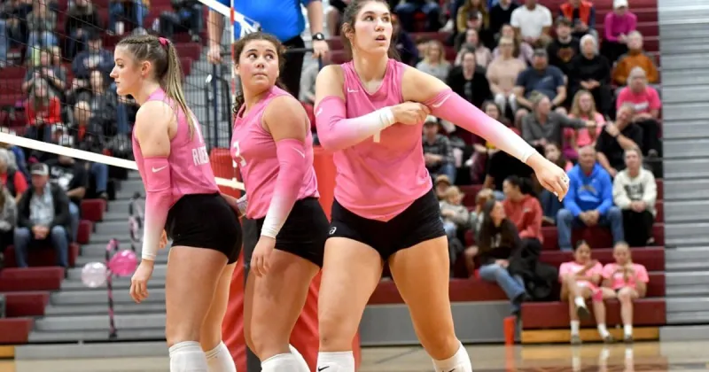 Crescent Valley volleyball knocks off South Albany in five-set thriller