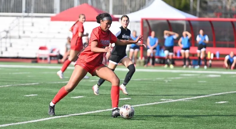 Boxers shut out Lewis & Clark for 1-0 victory