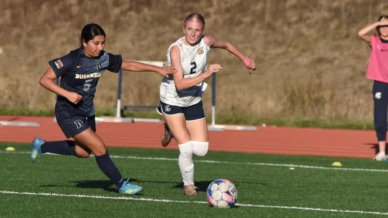 Dickson's Hat Trick Leads Warriors to 4-1 Victory Over Bushnell