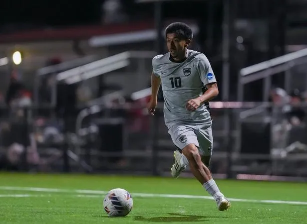 Wolves Get Non-Conference Win Against Jimmies
