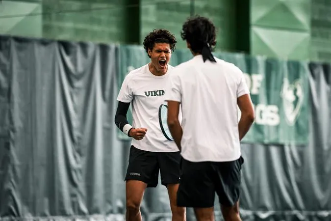 Aarjun Pandit, Maas Schotanus Advance to Quarterfinals of Doubles Draw at ITA Northwest Regional