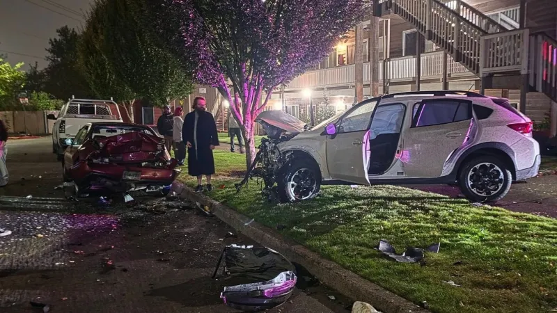 Salem DUII crash injures resident, damages apartment building