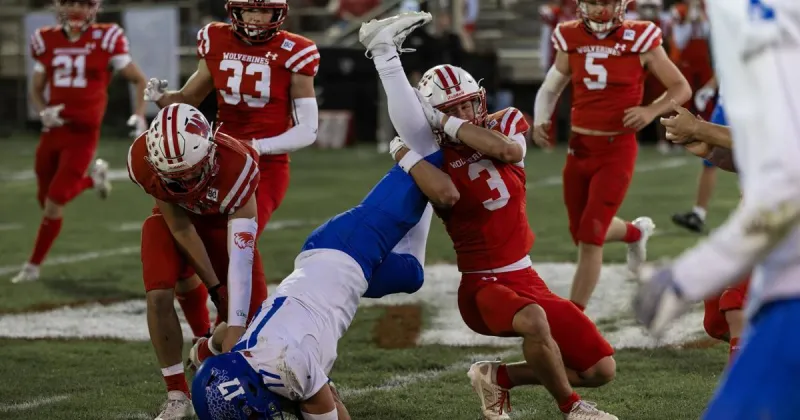 Weiser runs past Emmett for 48-27 victory