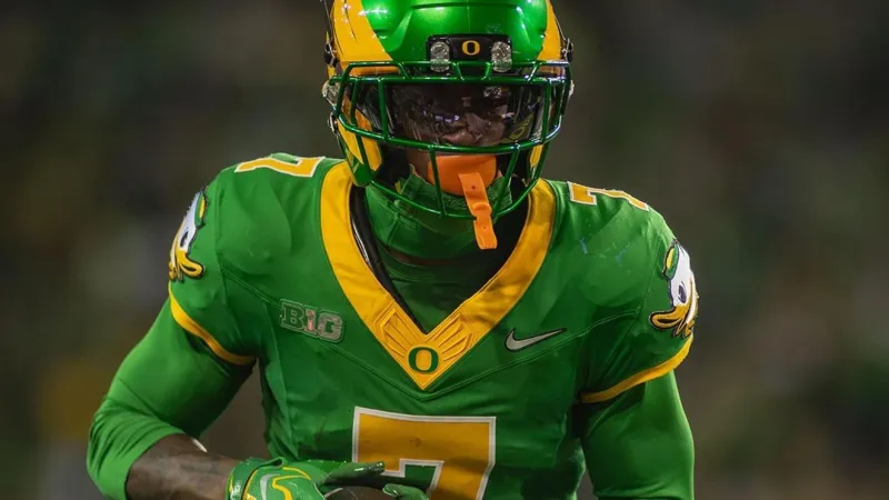 Oregon Ducks' Evan Stewart allegedly booked on DUII Charge, jail records show