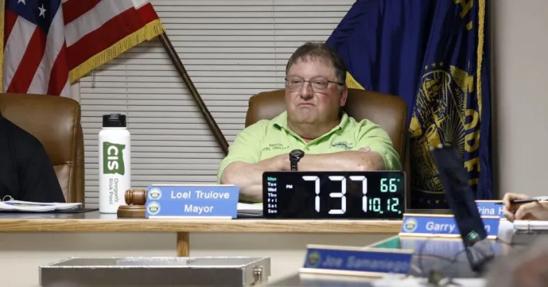 Tangent mayor denies sexual abuse allegations