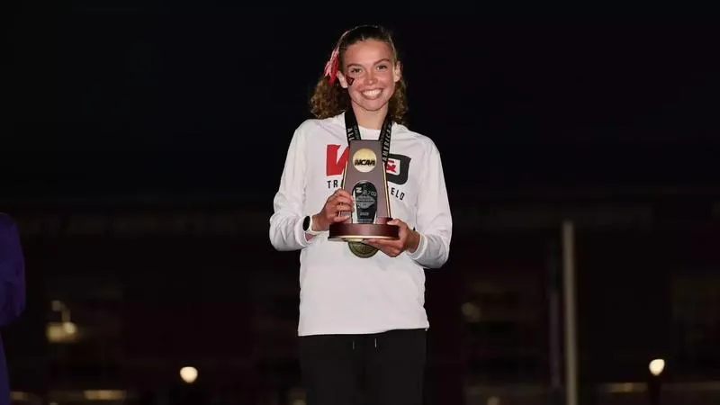 Track and Field, Women's Track and Field: Anderson Earns First Team All-American Honors After Finishing Third in 10,000-Meter Run