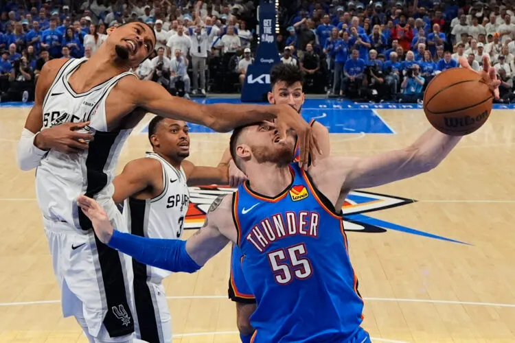 Spurs, Thunder deal with injuries