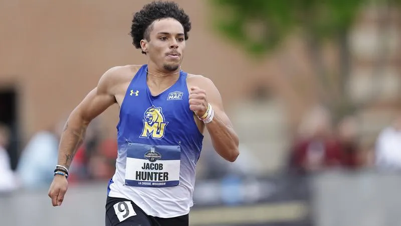 Jacob Hunter Repeats as All-American at 400m