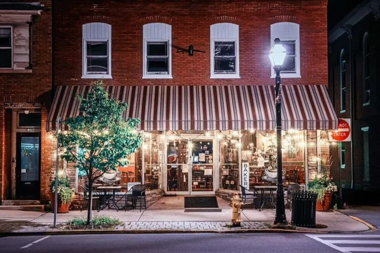 Mel's Deli & Cafe celebrates 25 years
