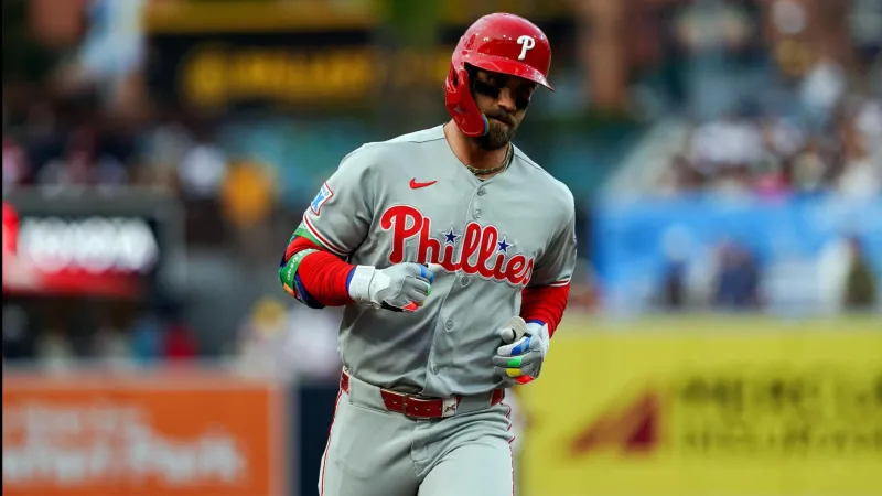 Harper, Realmuto and Turner hit home runs in Phillies' 4-3 win over...