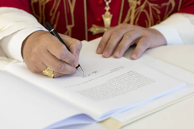 In first encyclical, Pope Leo XIV urges humanity to build civilization of love in digital world