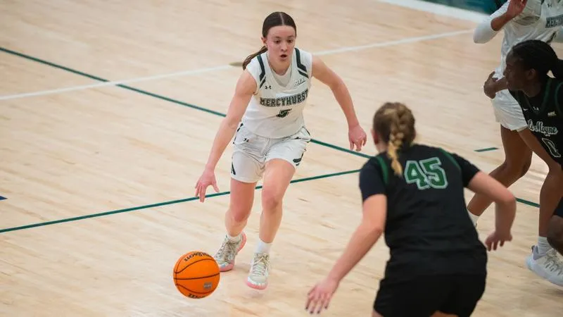 Van Schaik Tabbed NEC Women's Basketball Scholar-Athlete