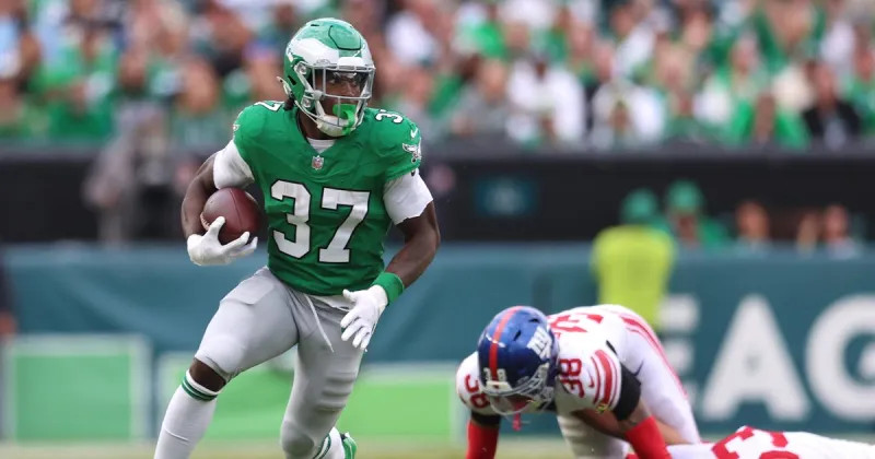 Eagles player review: RB Tank Bigsby edition