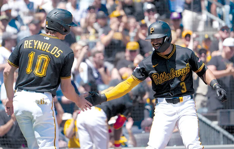 A clean sweep: Ashcraft, offense shine in Pirates' third victory over Shelton, Twins