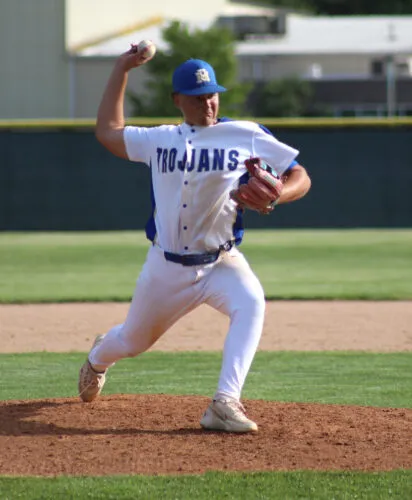 Trojans fall to Panthers, 7-3