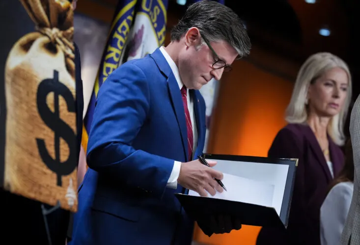 House war powers resolution moves to end war with Iran