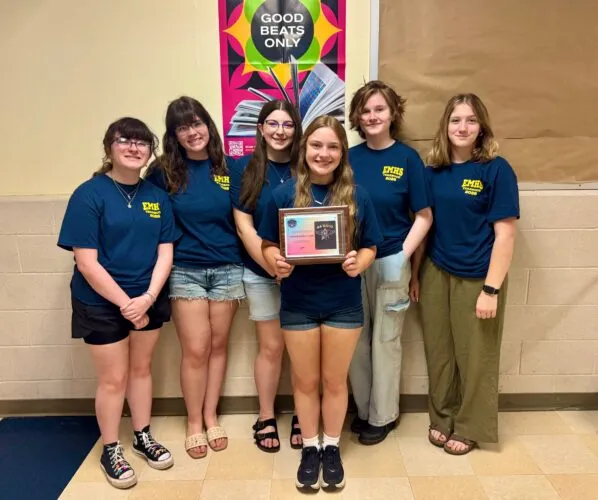 Making memories: Eisenhower earns national yearbook honor