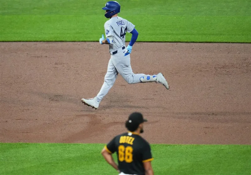 Far-from-perfect 10: Dodgers put up double digits in seventh to beat Pirates, spoil Paul Skenes' quality start