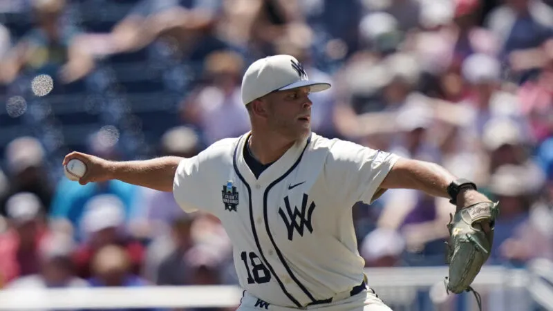 Former Tarp Skunk is winning pitcher at CWS