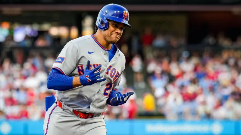 Juan Soto homers twice to lead the Mets to a 6-4 win over the Phillies