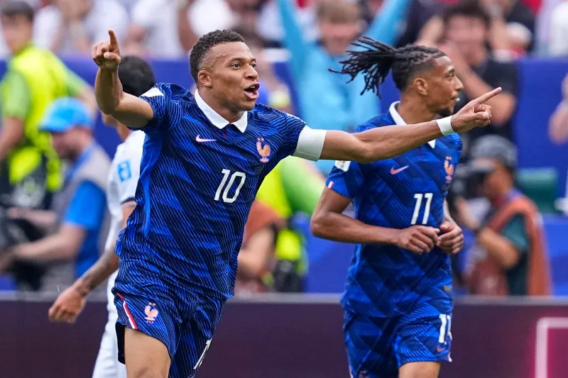 France defeat Iraq in Philly's weather-delayed third FIFA World Cup game