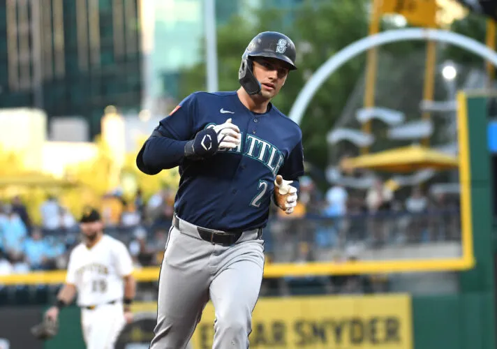 WPIAL player leads Mariners to win over Pirates