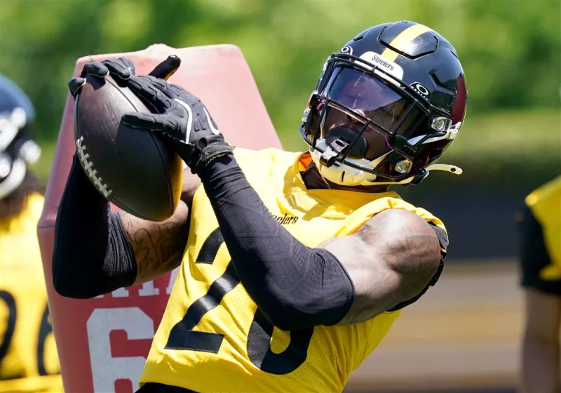 Steelers film study: Rookie safety Robert Spears-Jennings brings effort, special teams value