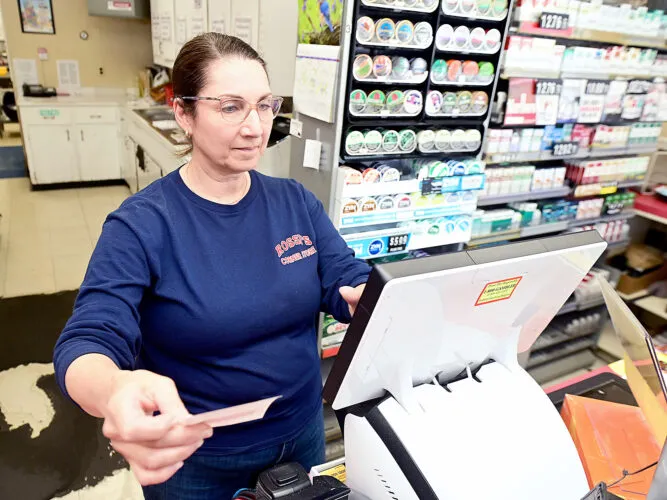 Owner of Rossi's Corner Store in Tipton set to retire after 42 years
