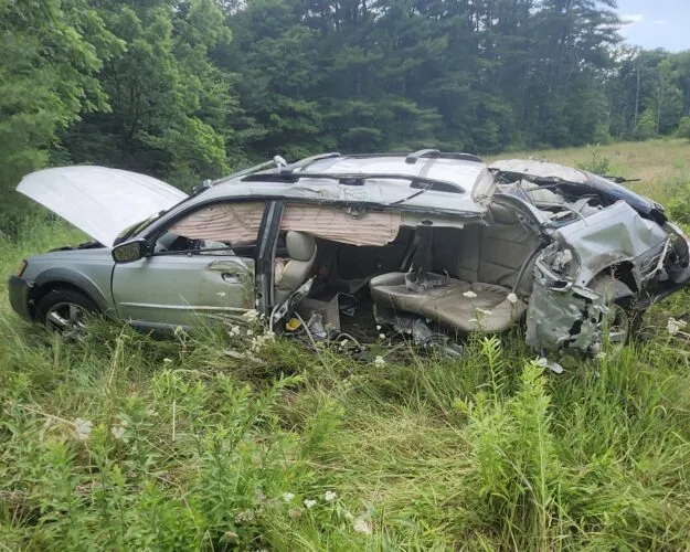 Three hurt in Anthony Twp crash