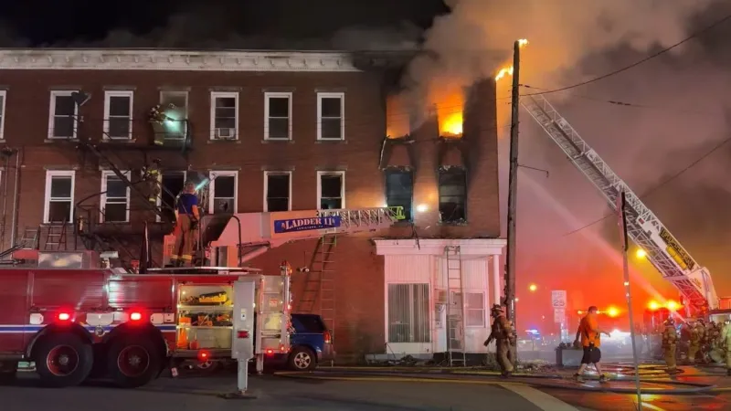 Firefighters battling 2-alarm blaze in Lewistown: dispatch