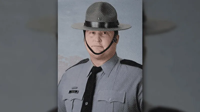 Construction workers attempted to save PA state trooper from tractor-trailer fire