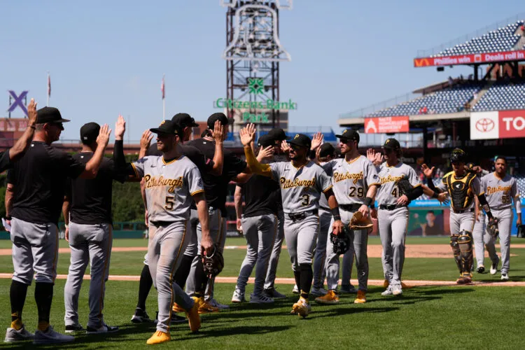 Bucs head to Washington after going 2-2 vs. hot Phillies