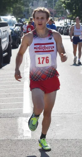 Lindell takes 2nd at Firecracker
