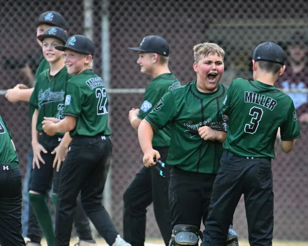 Six-run inning lifts East Lycoming past Keystone in District 12 major baseball elimination game
