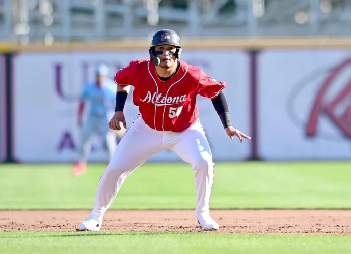 Altoona Curve catcher Alfonzo dealing with family loss in Venezuela