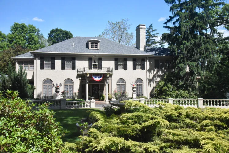 House in Vallamont neighborhood, over a century old, gives back to community