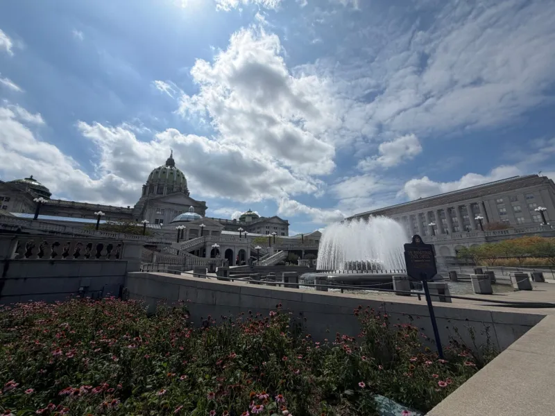 Pa. lawmakers remain at a budget impasse more than a week after deadline
