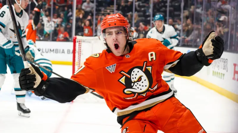Ducks match Flyers' five-year, $90M offer to Leo Carlsson