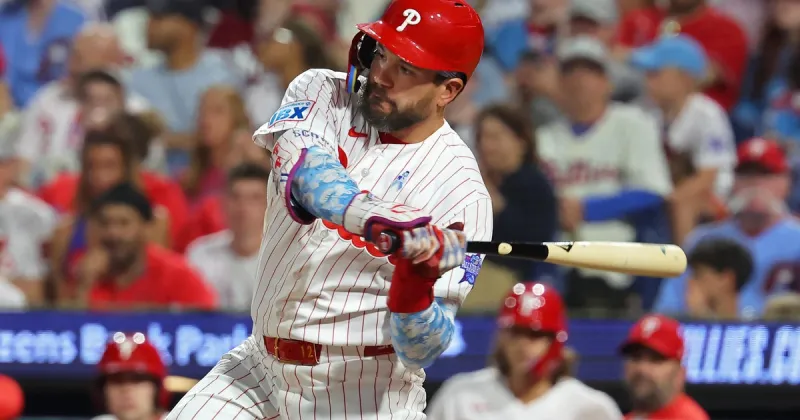 Kyle Schwarber joins Bryce Harper in MLB Home Run Derby, will be one of 2 Phillies competing