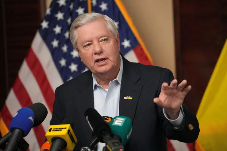Sen. Lindsey Graham dies after a brief and unexpected illness