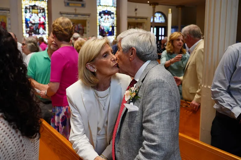 Couples renew vows, celebrate gift of marriage at Wedding Anniversary Mass