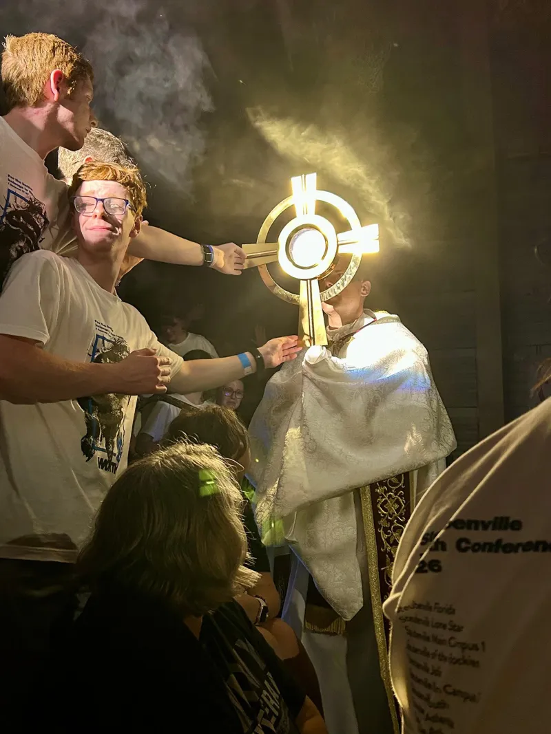 Young pilgrims encounter Christ at Steubenville Conference