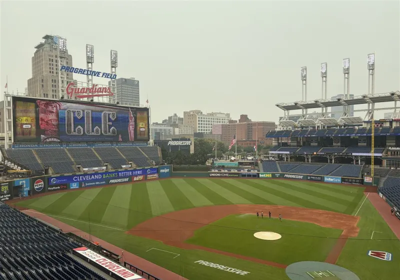 Pirates' series opener against the Guardians postponed due to air quality conditions