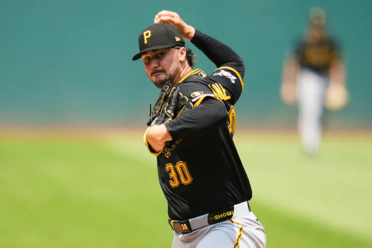Skenes, Pirates roll Guardians 7-1