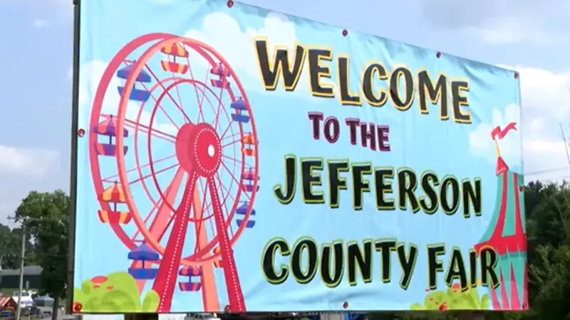 Petting zoo, tractor pulls & carnival rides highlight return of Jefferson County Fair