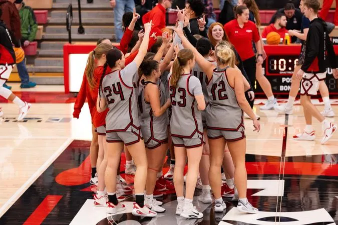 Women's Basketball Finishes Fifth in WBCA DII Academic Top 25 Team Honor Roll