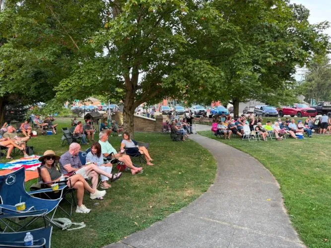 Sugar Grove Sales brings activities, performances